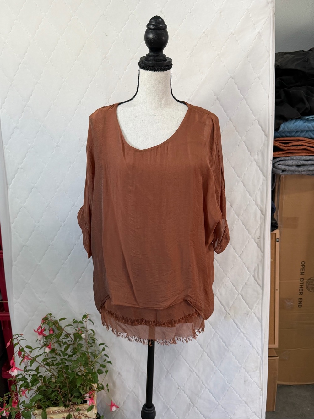 NWT Gigi Moda Silky Brown Fabric Fringe Hem Women’s Top